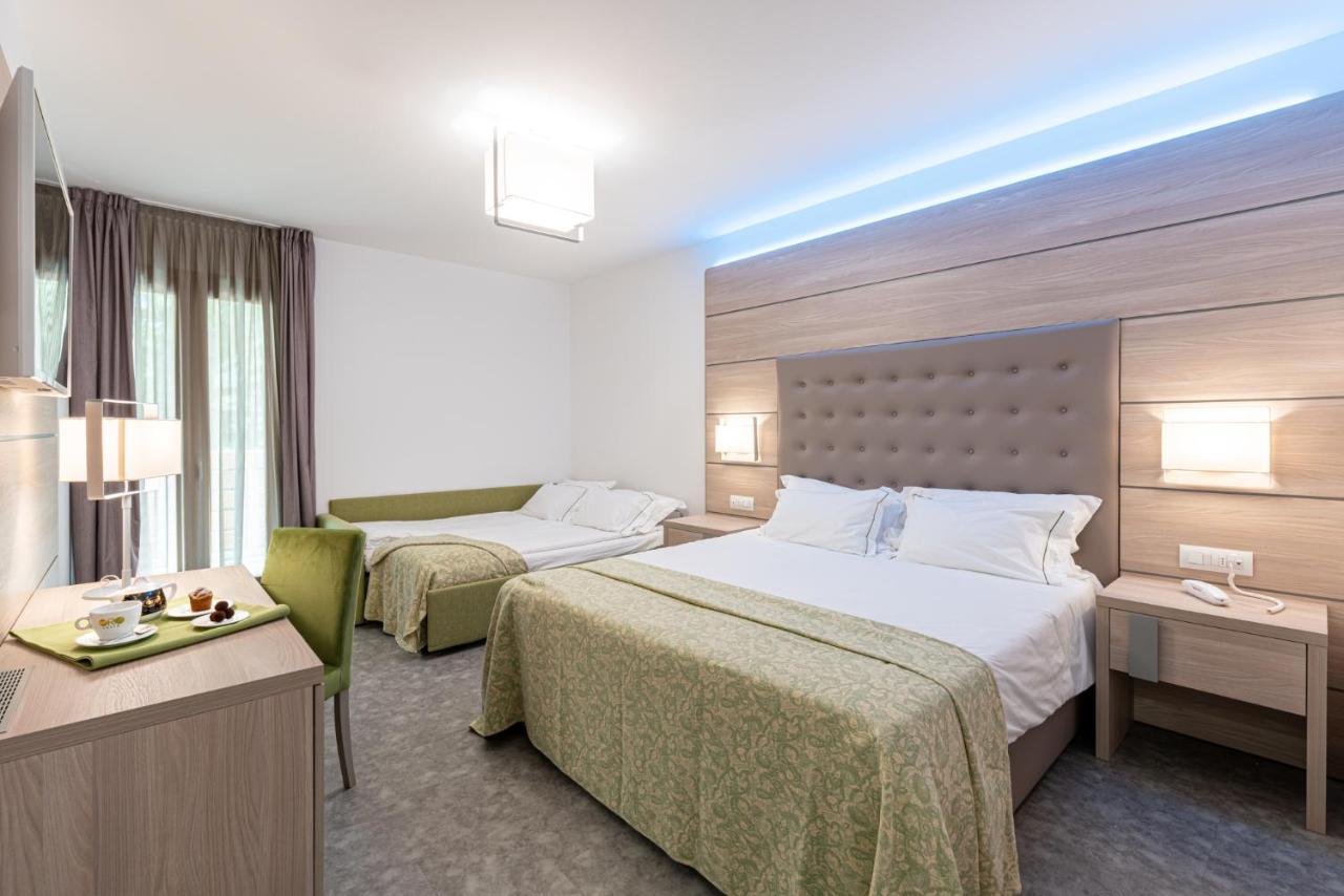 Trilago Hotel 3*